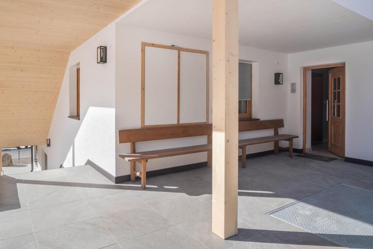 Balbeinhof Apt Hirsch Luson Buitenkant foto